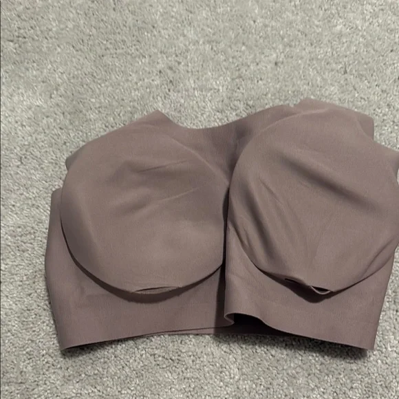 Victoria’s Secret High Line Scoop Neck Mauve Sports Bra - Size large - Picture 3 of 4